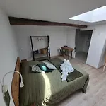 Frühstückspension D'hotes La Grange Du Pa De La Grolle 3*