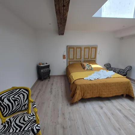 Bed & Breakfast D'hotes La Grange Du Pa De La Grolle 3*