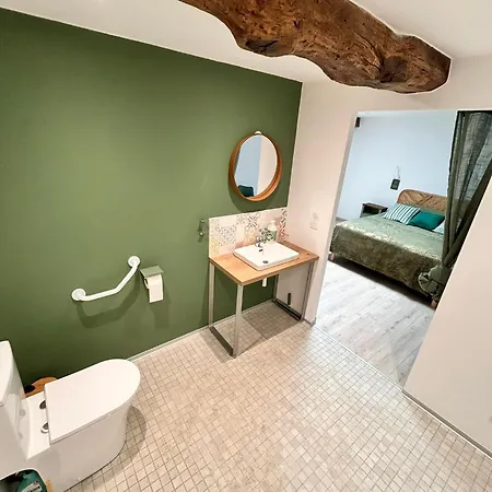 Bed & Breakfast D'hotes La Grange Du Pa De La Grolle 3*