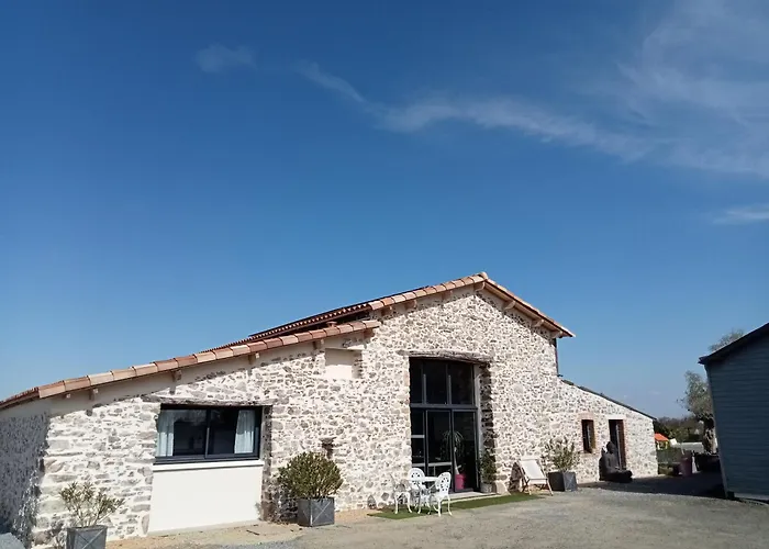 Bed & Breakfast D'hotes La Grange Du Pa De La Grolle Rocheserviere