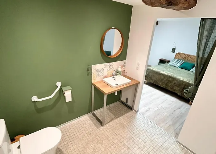 Bed & Breakfast D'hotes La Grange Du Pa De La Grolle 3*